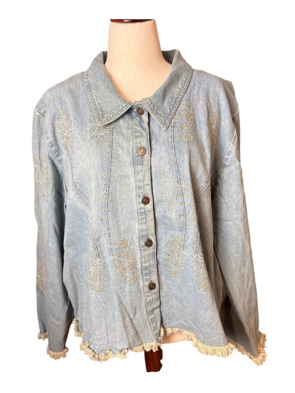 Crossing Pointe Denim Jacket 3X Embroidered Button Front Frayed Hem Blue Lightwe